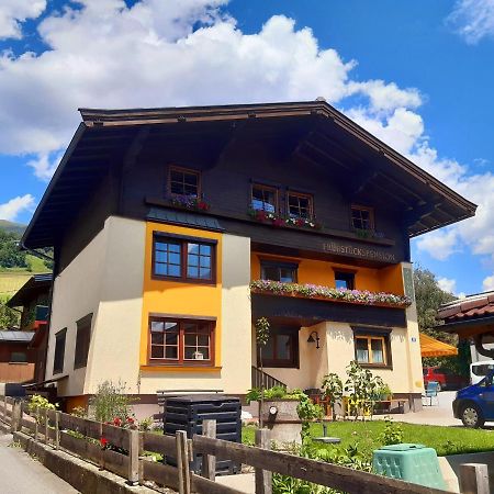 Pension Zu Hause Uttendorf Exterior photo